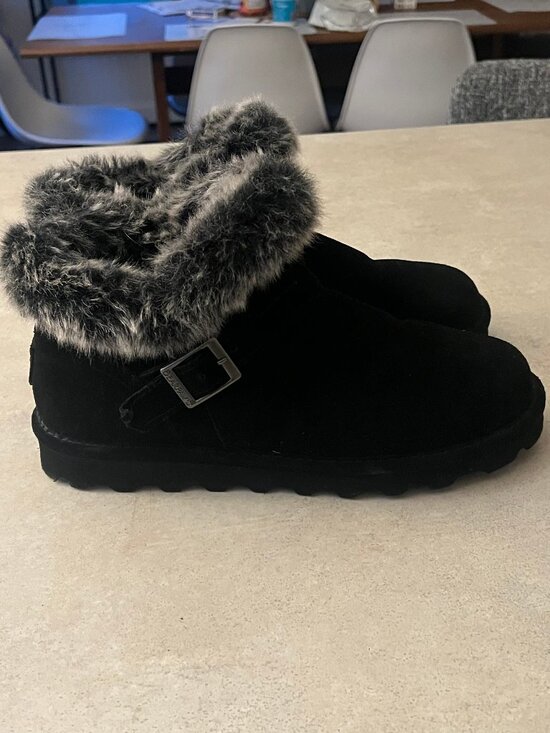 BearPaw Shoes - Brand New! Bearpaw Jasmine Suede Ankle Boots - Faux Fur Collar - Size 10